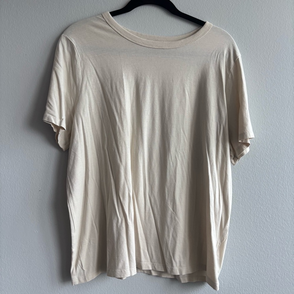 🤍Beige Tshirt